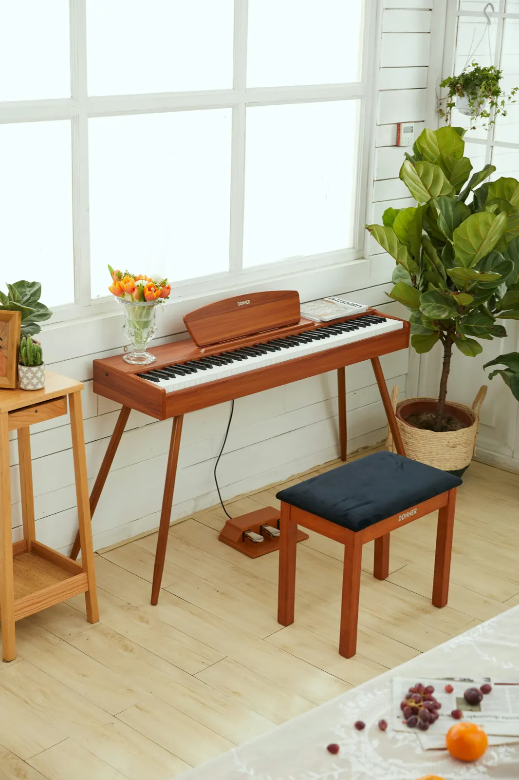 数字钢琴与室内创作空间